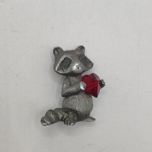 1983 Vintage SPOONTIQUES Pewter Raccoon Figurine with Red Rhinestone Heart 1.5"